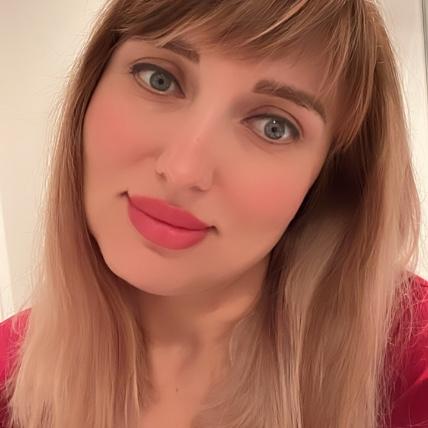 Yuliya Khalmatova